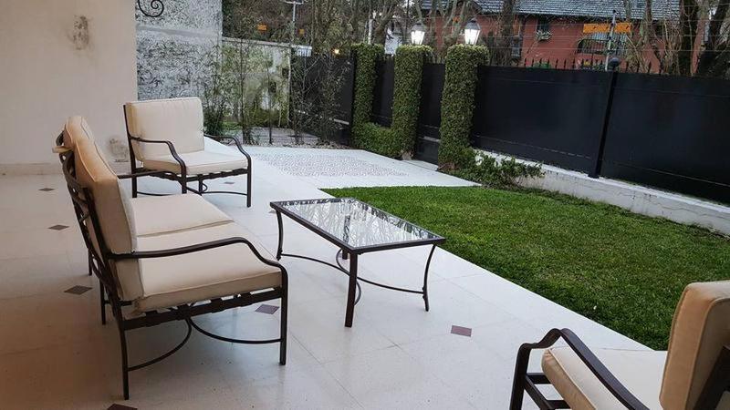 Casa Franca - Bed And Breakfast En San Isidro - Habitaciones - Piscina Dış mekan fotoğraf